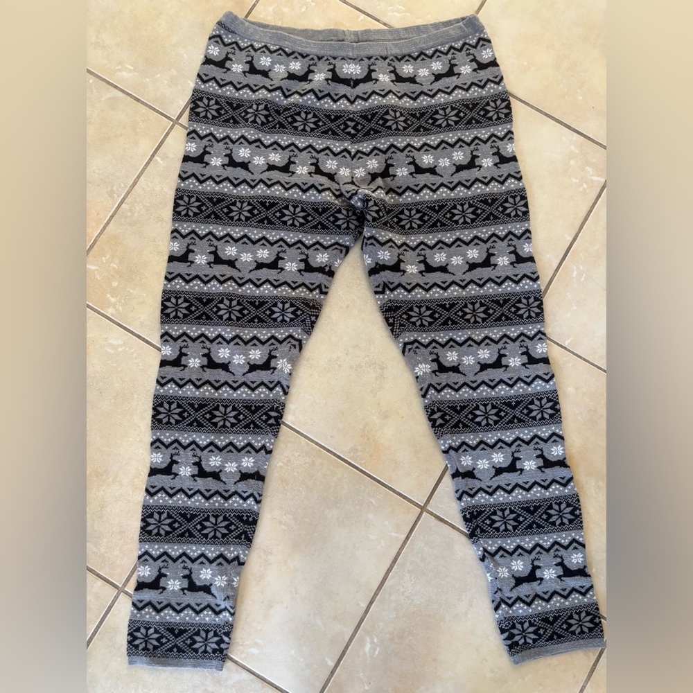 Cozy Patterned Knit Leggings - Gray & Black